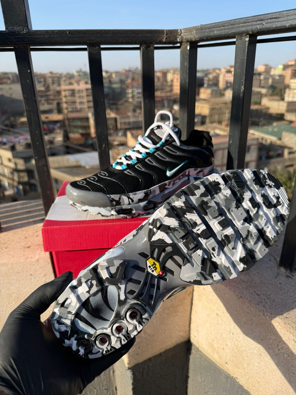 *Nike Air Tn*🤍⚫️®️🔥